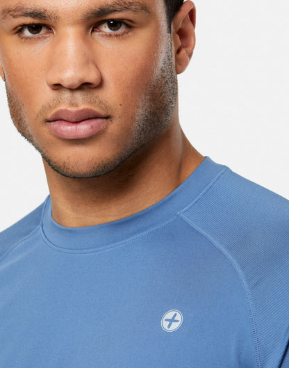 Relentless Tee in Oasis Blue