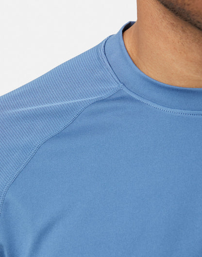 Relentless Tee in Oasis Blue