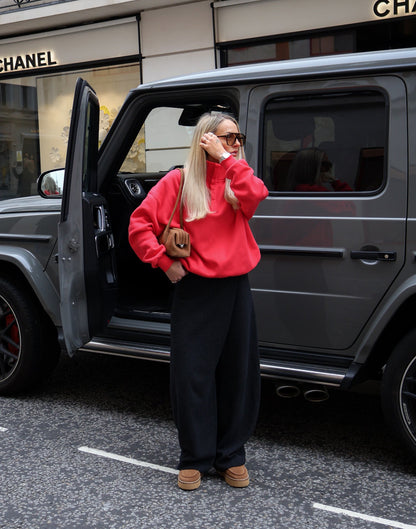 Snap Collar Sierra Sweatshirt in Power Red