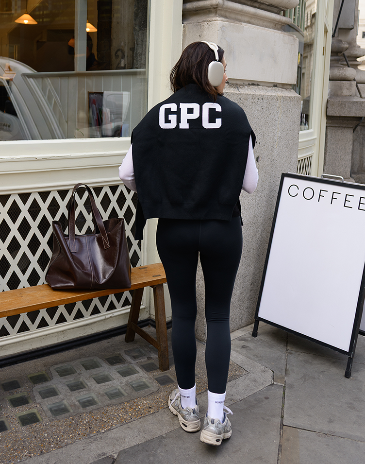 Knit Crew in Black